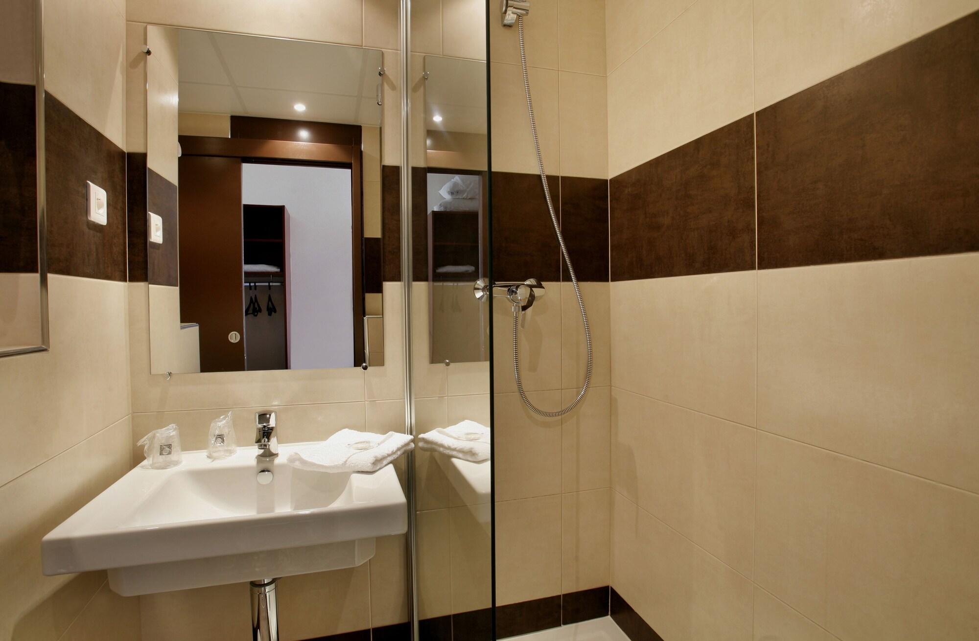 Hotel Gallieni Gennevilliers Ngoại thất bức ảnh