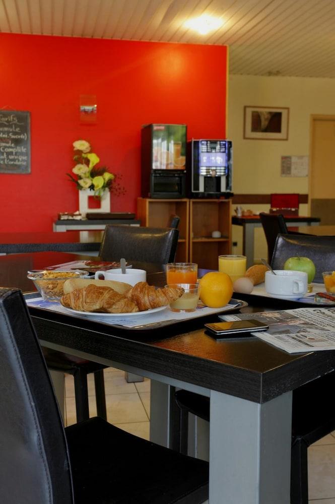 Hotel Gallieni Gennevilliers Ngoại thất bức ảnh