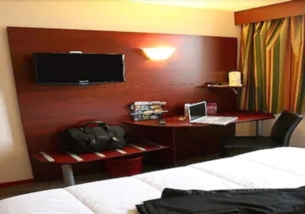 Hotel Gallieni Gennevilliers Ngoại thất bức ảnh