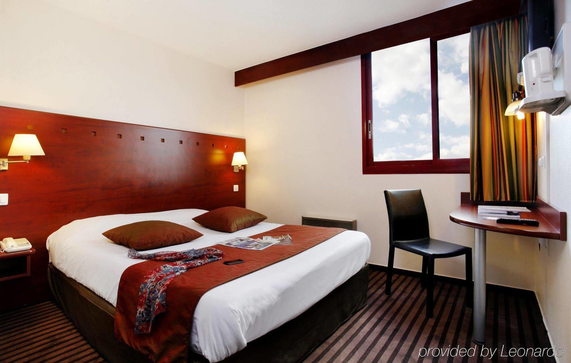 Hotel Gallieni Gennevilliers Ngoại thất bức ảnh