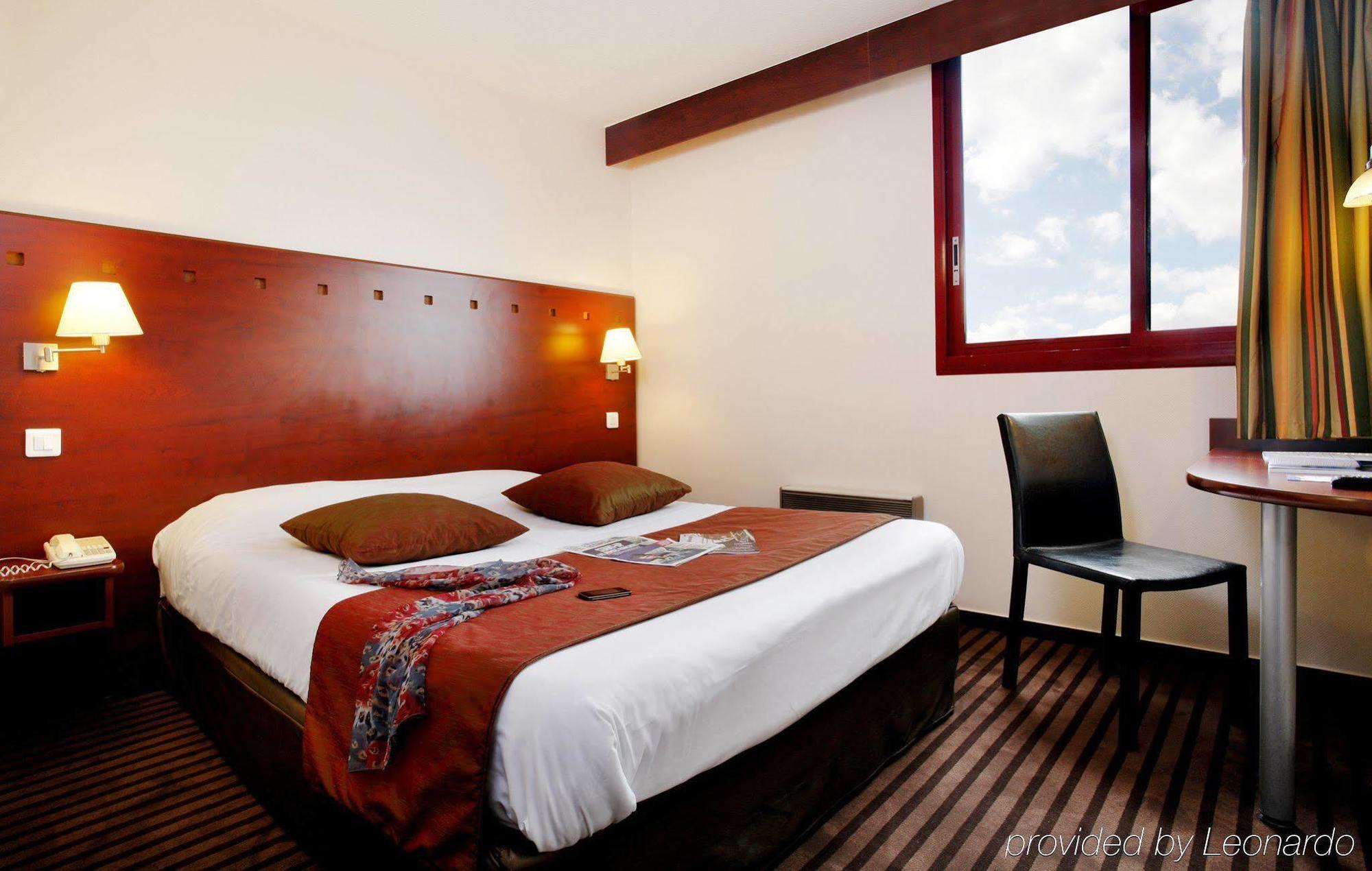 Hotel Gallieni Gennevilliers Ngoại thất bức ảnh