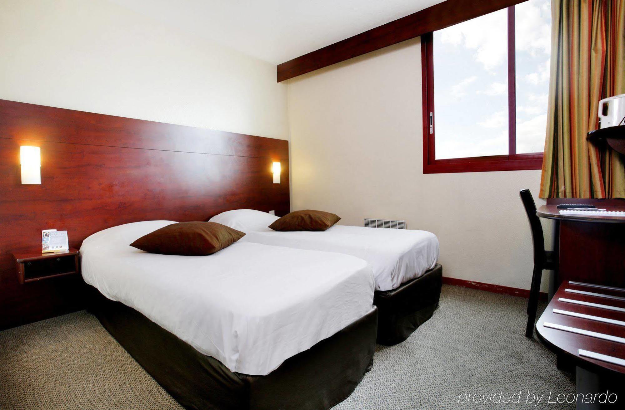 Hotel Gallieni Gennevilliers Ngoại thất bức ảnh