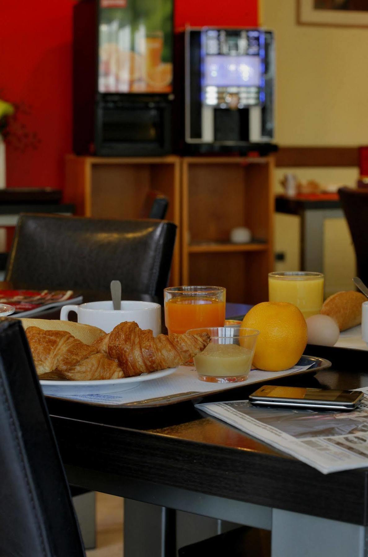 Hotel Gallieni Gennevilliers Ngoại thất bức ảnh